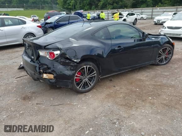 2013 Scion FR-S с VIN JF1ZNAA11D2711048, выставлен на аукционе IAAI как лот 42884327 с пробегом 71 767 миль миль и . История ставок и продаж доступна на DreamBid. Изображение 4.