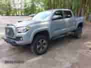 2019 Toyota Tacoma SR5 z VIN 3TMAZ5CN1KM113843, wystawiony jako IAAI lot #42716836 z przebiegiem 43 164 mil mil oraz . Historia ofert i sprzedaży dostępna na DreamBid. Obrazek 2.