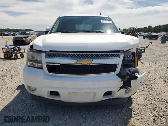 2013 Chevrolet Tahoe LT with VIN 1GNSCBE00DR216203, listed as a Copart auction lot 80108465 with 211,264 mi miles and Salvage title. Bid and sale history available at DreamBid. Image 5.