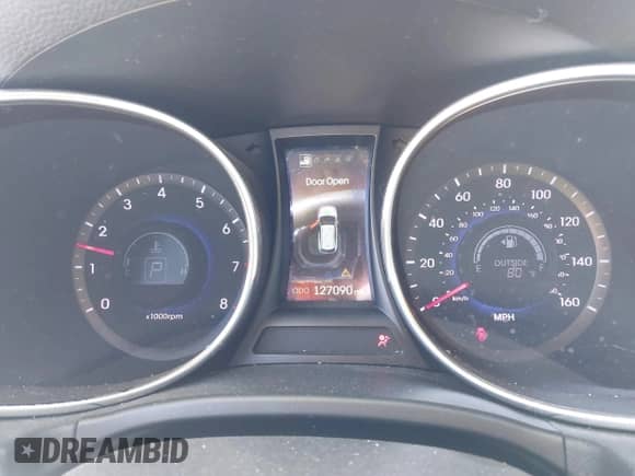 2014 Hyundai Santa Fe with VIN 5XYZUDLAXEG151453, listed as a IAAI auction lot 43479084 with 127,090 mi miles and . Bid and sale history available at DreamBid. Image 7.