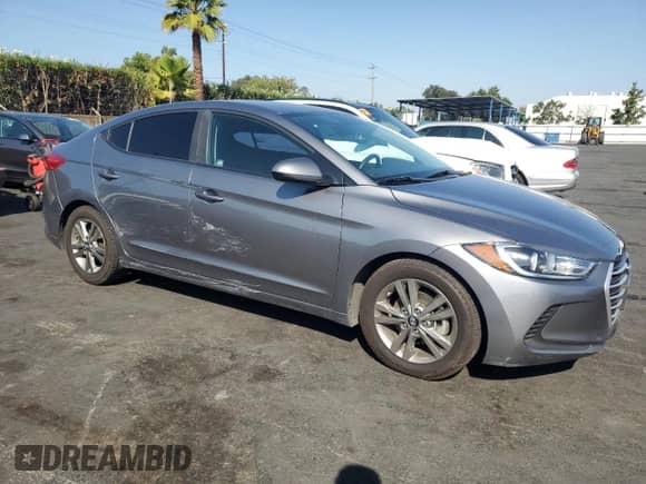 2018 Hyundai Elantra SEL z VIN 5NPD84LFXJH306838, wystawiony jako Copart lot #81837935 z przebiegiem 82 433 mil mil oraz Szkoda całkowita • Salvage title. Historia ofert i sprzedaży dostępna na DreamBid. Obrazek 4.