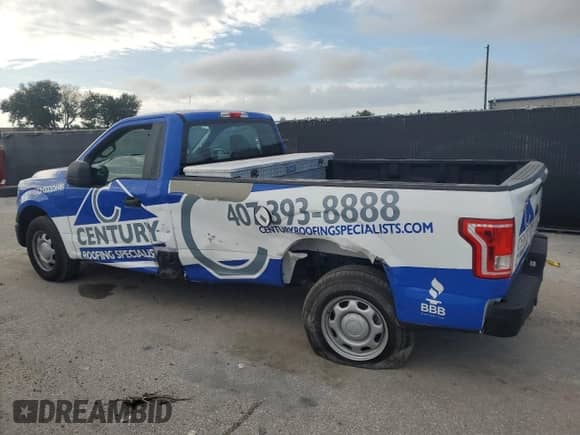 2015 Ford F-150 XL z VIN 1FTMF1C83FKE52187, wystawiony jako Copart lot #70143065 z przebiegiem 188 184 mil mil oraz Szkoda całkowita • Salvage title. Historia ofert i sprzedaży dostępna na DreamBid. Obrazek 2.
