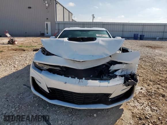 2020 Chevrolet Camaro 1SS with VIN 1G1FF1R78L0140096, listed as a Copart auction lot 85679685 with 102,326 mi miles and Clean title. Bid and sale history available at DreamBid. Image 5.