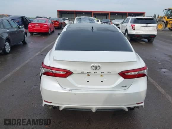 2018 Toyota Camry XSE с VIN 4T1BZ1HK0JU005263, выставлен на аукционе IAAI как лот 43258182 с пробегом 71 590 миль миль и . История ставок и продаж доступна на DreamBid. Изображение 17.
