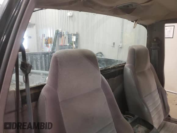 1995 Dodge Dakota z VIN 1B7GG26Y9SW925251, wystawiony jako Copart lot #43832005 z przebiegiem 171 456 mil mil oraz Czysty tytuł • Clean title. Historia ofert i sprzedaży dostępna na DreamBid. Obrazek 10.