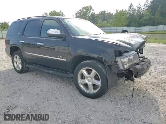 2011 Chevrolet Tahoe LTZ z VIN 1GNSKCE09BR177990, wystawiony jako Copart lot #81012815 z przebiegiem 194 704 mil mil oraz Szkoda całkowita • Salvage title. Historia ofert i sprzedaży dostępna na DreamBid. Obrazek 15.