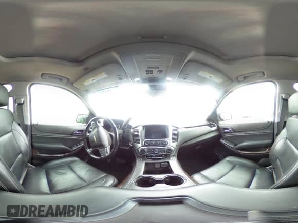 2019 Chevrolet Suburban LT z VIN 1GNSCHKC4KR193880, wystawiony jako IAAI lot #42270216 z przebiegiem 137 872 mil mil oraz . Historia ofert i sprzedaży dostępna na DreamBid. Obrazek 18.
