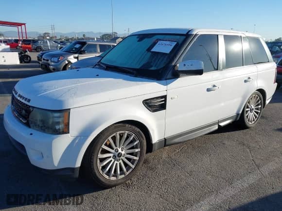 2013 Land Rover Range Rover Sport HSE с VIN SALSF2D42DA775280, выставлен на аукционе IAAI как лот 43476550 с пробегом 138 838 миль миль и . История ставок и продаж доступна на DreamBid. Изображение 2.