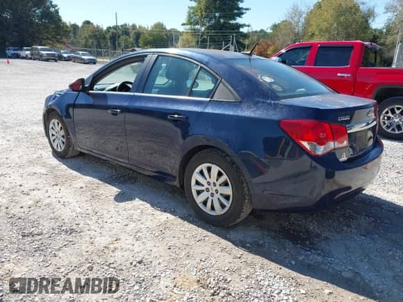 2011 Chevrolet Cruze 1LT с VIN 1G1PF5S97B7222432, выставлен на аукционе IAAI как лот 43535433 с пробегом 145 198 миль миль и . История ставок и продаж доступна на DreamBid. Изображение 3.