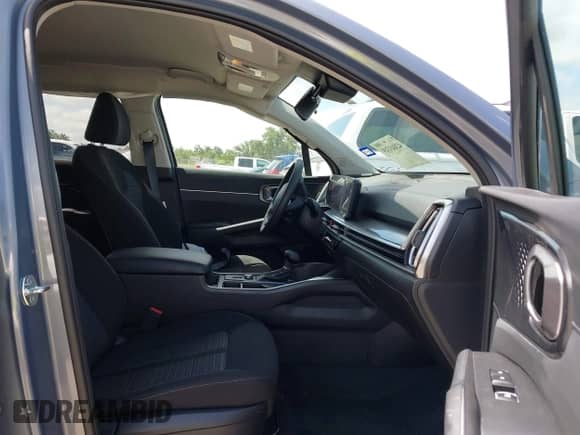 2024 Kia Sorento LX with VIN 5XYRG4JC9RG304955, listed as a IAAI auction lot 42443749 with 22,961 mi miles and . Bid and sale history available at DreamBid. Image 5.