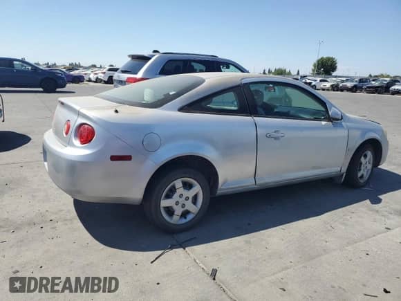 2006 Chevrolet Cobalt LS с VIN 1G1AK15F667748262, выставлен на аукционе Copart как лот 70219255 с пробегом 85 250 миль миль и Списание • Salvage title. История ставок и продаж доступна на DreamBid. Изображение 3.