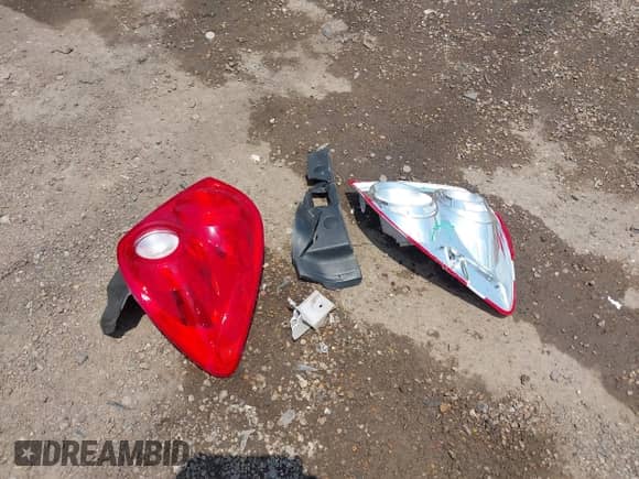 2013 Chevrolet Equinox LT with VIN 2GNFLPE30D6319660, listed as a IAAI auction lot 42315543 with 147,453 mi miles and . Bid and sale history available at DreamBid. Image 12.