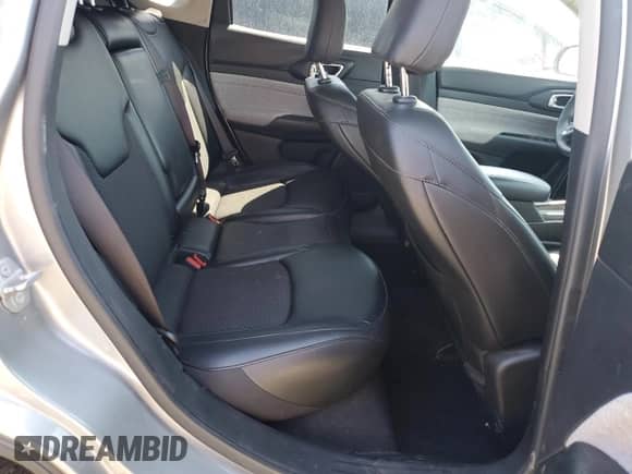 2022 Jeep Compass Latitude z VIN 3C4NJDBB7NT103192, wystawiony jako Copart lot #69812715 z przebiegiem 90 507 mil mil oraz Szkoda całkowita • Salvage title. Historia ofert i sprzedaży dostępna na DreamBid. Obrazek 11.