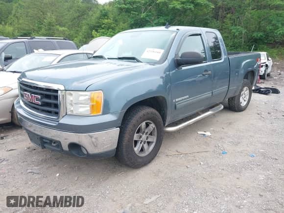 2007 GMC Sierra 1500 SLE2 with VIN 2GTEK19J371585592, listed as a IAAI auction lot 42236160 with 204,163 mi miles and . Bid and sale history available at DreamBid. Image 17.
