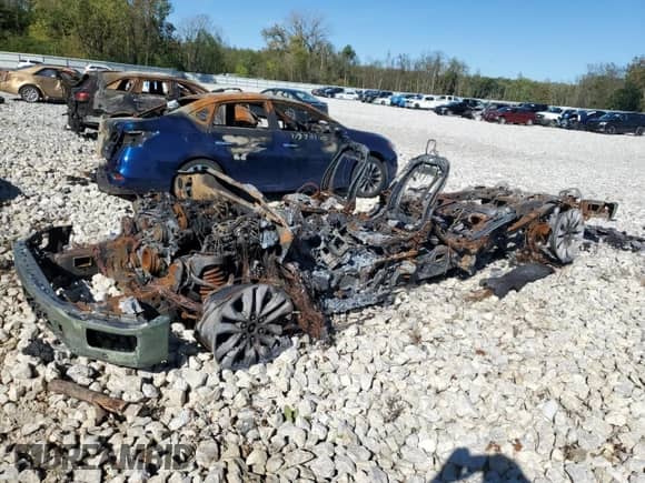 2024 Ford F-150 Lariat с VIN 1FTFW5L8XRFB80895, выставлен на аукционе Copart как лот 82147135 с пробегом Не указан миль и На запчасти • Non repairable. История ставок и продаж доступна на DreamBid. Изображение 1.