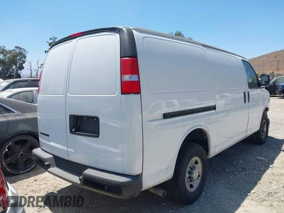 2024 Chevrolet Express Cargo с VIN 1GCWGAF78R1140501, выставлен на аукционе IAAI как лот 42875187 с пробегом 23 360 миль миль и . История ставок и продаж доступна на DreamBid. Изображение 4.