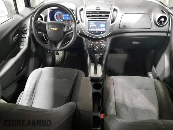 2015 Chevrolet Trax LS with VIN KL7CJPSB8FB094074, listed as a Copart auction lot 76175994 with 176,291 mi miles and Clean title. Bid and sale history available at DreamBid. Image 8.