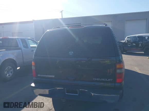 2003 Chevrolet Suburban Z71 с VIN 3GNFK16ZX3G249042, выставлен на аукционе IAAI как лот 43350708 с пробегом 234 696 миль миль и . История ставок и продаж доступна на DreamBid. Изображение 17.