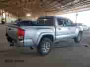 2017 Toyota Tacoma SR5 с VIN 3TMAZ5CN1HM038067, выставлен на аукционе Copart как лот 85140865 с пробегом 221 689 миль миль и Списание • Salvage title. История ставок и продаж доступна на DreamBid. Изображение 3.