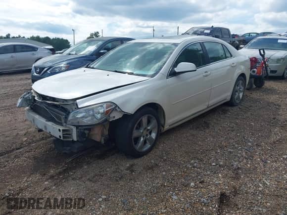 2011 Chevrolet Malibu 2LT с VIN 1G1ZD5EU4BF307149, выставлен на аукционе IAAI как лот 43093681 с пробегом 300 744 миль миль и . История ставок и продаж доступна на DreamBid. Изображение 2.