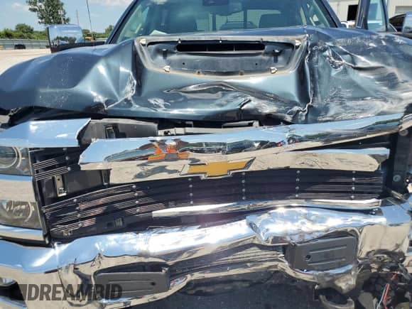 2019 Chevrolet Silverado 1500 with VIN 1GC4CXEY4KF170331, listed as a Copart auction lot 63384875 with 87,514 mi miles and Salvage title. Bid and sale history available at DreamBid. Image 12.