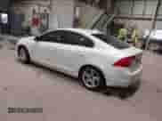 2015 Volvo S60 T5 Drive-E Premier with VIN YV126MFB4F1311693, listed as a IAAI auction lot 41457471 with 146,042 mi miles and . Bid and sale history available at DreamBid. Image 3.