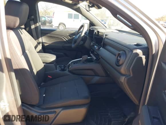 2023 Chevrolet Colorado 2WD Work Truck с VIN 1GCPSBEK4P1268746, выставлен на аукционе IAAI как лот 41735322 с пробегом 12 161 миль миль и . История ставок и продаж доступна на DreamBid. Изображение 5.