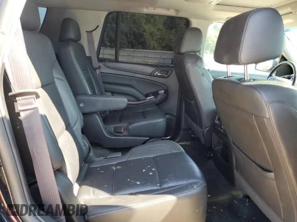2017 Chevrolet Tahoe LT с VIN 1GNSKBKC1HR350659, выставлен на аукционе Copart как лот 71075055 с пробегом 230 762 миль миль и Списание • Salvage title. История ставок и продаж доступна на DreamBid. Изображение 11.