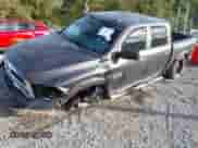 2017 Ram 1500 Big Horn z VIN 3C6RR7LT6HG688239, wystawiony jako IAAI lot #43434126 z przebiegiem 57 946 mil mil oraz . Historia ofert i sprzedaży dostępna na DreamBid. Obrazek 2.