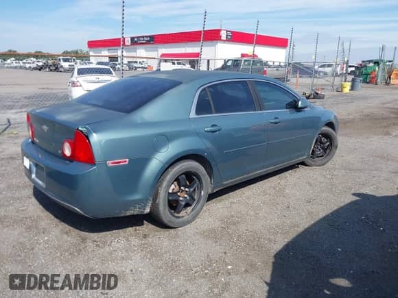 2009 Chevrolet Malibu 1LT с VIN 1G1ZH57B494103635, выставлен на аукционе IAAI как лот 43114421 с пробегом 175 922 миль миль и . История ставок и продаж доступна на DreamBid. Изображение 4.