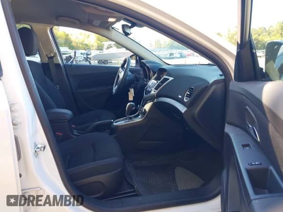 2016 Chevrolet Cruze LT с VIN 1G1PE5SB3G7112894, выставлен на аукционе IAAI как лот 43414862 с пробегом 84 449 миль миль и . История ставок и продаж доступна на DreamBid. Изображение 5.