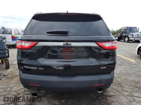 2020 Chevrolet Traverse RS z VIN 1GNEVJKW6LJ159335, wystawiony jako Copart lot #80713675 z przebiegiem 60 317 mil mil oraz Szkoda całkowita • Salvage title. Historia ofert i sprzedaży dostępna na DreamBid. Obrazek 6.