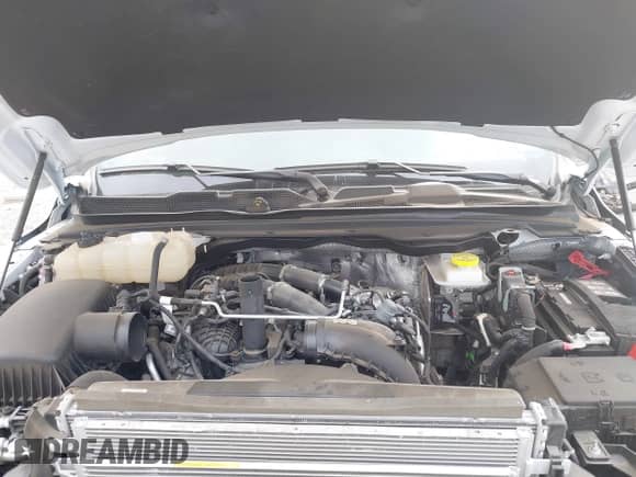 2025 Ram 1500 Limited z VIN 1C6SRFHP8SN582445, wystawiony jako IAAI lot #41884206 z przebiegiem 13 460 mil mil oraz . Historia ofert i sprzedaży dostępna na DreamBid. Obrazek 10.