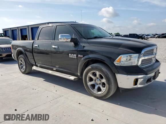 2016 Ram 1500 Laramie z VIN 1C6RR7VT7GS130176, wystawiony jako Copart lot #62051575 z przebiegiem 133 883 mil mil oraz Czysty tytuł • Clean title. Historia ofert i sprzedaży dostępna na DreamBid. Obrazek 4.