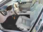 2022 Volvo S60 Inscription с VIN 7JRL12TL9NG177481, выставлен на аукционе Copart как лот 77250264 с пробегом Не указан миль и На запчасти • Non repairable. История ставок и продаж доступна на DreamBid. Изображение 7.