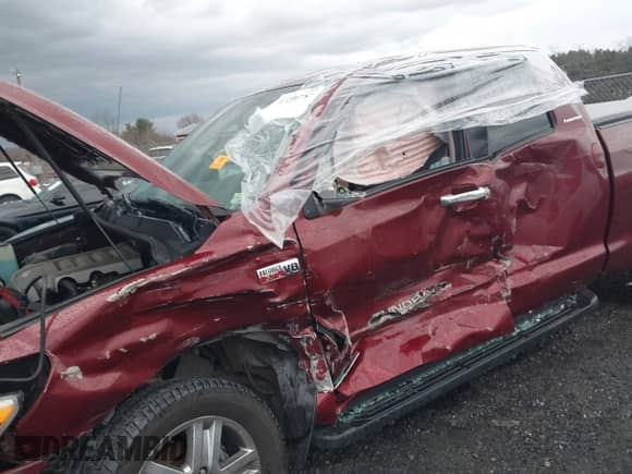 2008 Toyota Tundra Limited с VIN 5TBBV58118S512890, выставлен на аукционе IAAI как лот 41206757 с пробегом 132 816 миль миль и . История ставок и продаж доступна на DreamBid. Изображение 6.