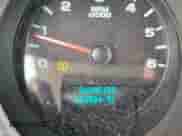 2008 GMC Sierra 1500 Work Truck z VIN 1GTEC14X48Z129263, wystawiony jako IAAI lot #41748174 z przebiegiem 263 584 mil mil oraz . Historia ofert i sprzedaży dostępna na DreamBid. Obrazek 7.