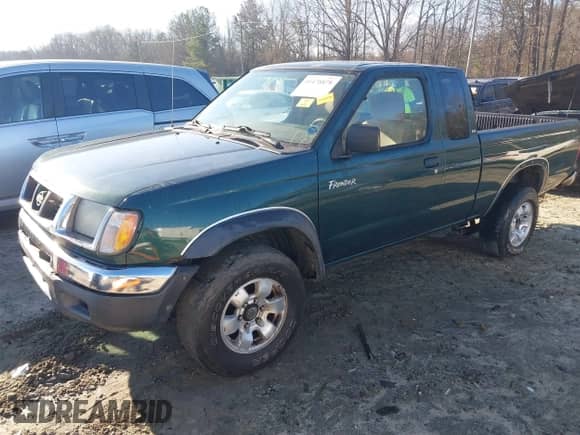 2000 Nissan Frontier XE с VIN 1N6ED26T2YC427520, выставлен на аукционе IAAI как лот 41478878 с пробегом 215 250 миль миль и . История ставок и продаж доступна на DreamBid. Изображение 17.