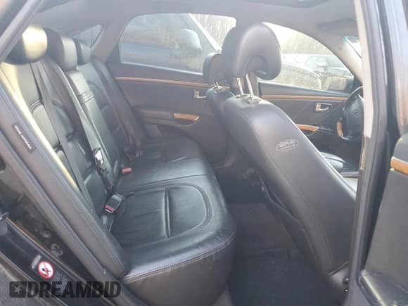 2006 Hyundai Azera SE с VIN KMHFC46F46A115686, выставлен на аукционе Copart как лот 46277665 с пробегом Не указан миль и Списание • Salvage title. История ставок и продаж доступна на DreamBid. Изображение 10.