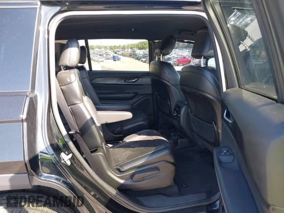 2023 Jeep Grand Cherokee Altitude with VIN 1C4RJKAG9P8767725, listed as a IAAI auction lot 43137904 with 30,748 mi miles and . Bid and sale history available at DreamBid. Image 8.