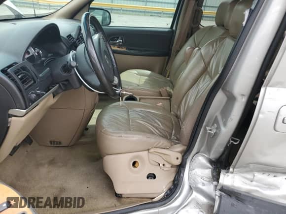 2005 Saturn Relay 3 with VIN 5GZDV23L25D207587, listed as a Copart auction lot 67914704 with 139,803 mi miles and Salvage title. Bid and sale history available at DreamBid. Image 7.
