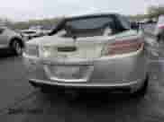 2008 Saturn Sky с VIN 1G8MB35B78Y100966, выставлен на аукционе Copart как лот 70483695 с пробегом Не указан миль и Списание • Salvage title. История ставок и продаж доступна на DreamBid. Изображение 6.