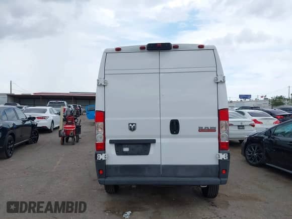 2018 Ram ProMaster Cargo с VIN 3C6TRVDGXJE147840, выставлен на аукционе IAAI как лот 43293864 с пробегом 221 996 миль миль и . История ставок и продаж доступна на DreamBid. Изображение 15.