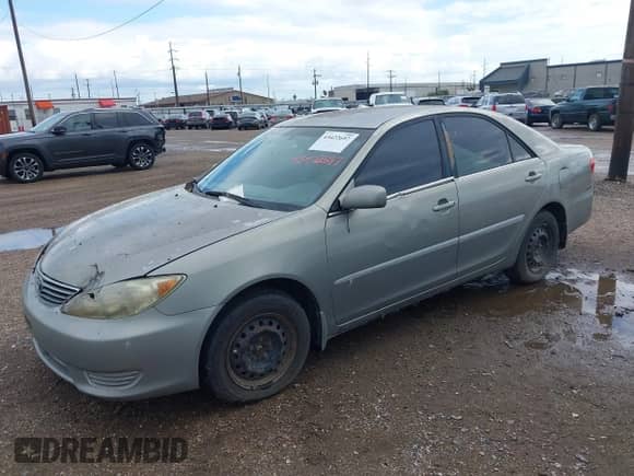 2006 Toyota Camry LE with VIN 4T1BE32K46U709957, listed as a IAAI auction lot 43422697 with 258,930 mi miles and . Bid and sale history available at DreamBid. Image 2.