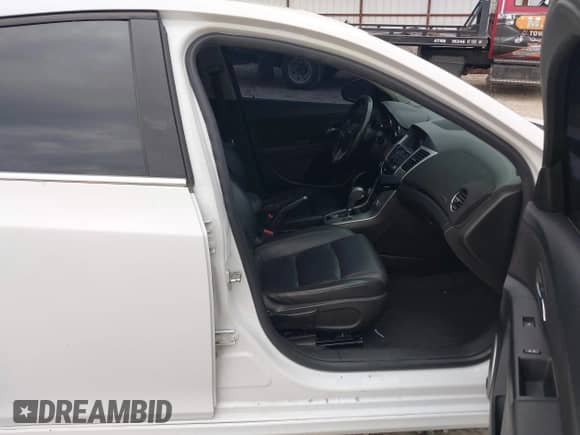 2015 Chevrolet Cruze LTZ с VIN 1G1PG5SB8F7209663, выставлен на аукционе IAAI как лот 43425732 с пробегом 104 300 миль миль и . История ставок и продаж доступна на DreamBid. Изображение 5.