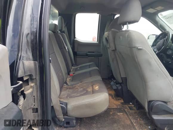 2016 Ford F-150 XL z VIN 1FTEX1C80GFA75359, wystawiony jako IAAI lot #43498541 z przebiegiem 186 613 mil mil oraz . Historia ofert i sprzedaży dostępna na DreamBid. Obrazek 8.