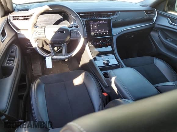 2024 Jeep Grand Cherokee Laredo X с VIN 1C4RJJAG9R8546302, выставлен на аукционе Copart как лот 80231314 с пробегом 5 179 миль миль и Списание • Salvage title. История ставок и продаж доступна на DreamBid. Изображение 8.