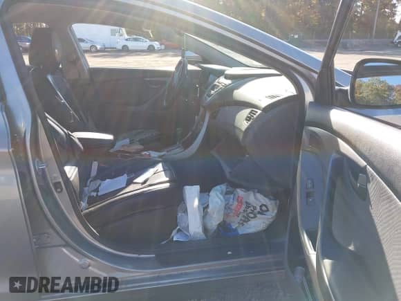 2012 Hyundai Elantra GLS с VIN KMHDH4AE8CU345930, выставлен на аукционе IAAI как лот 43440232 с пробегом 74 578 миль миль и . История ставок и продаж доступна на DreamBid. Изображение 5.