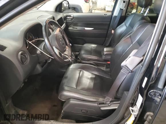 2015 Jeep Compass High Altitude с VIN 1C4NJDEB4FD426683, выставлен на аукционе Copart как лот 66162655 с пробегом 118 662 миль миль и На запчасти • Non repairable. История ставок и продаж доступна на DreamBid. Изображение 7.