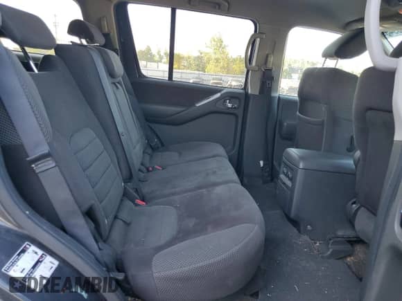 2011 Nissan Pathfinder LE z VIN 5N1AR1NB6BC631178, wystawiony jako Copart lot #71516945 z przebiegiem 213 386 mil mil oraz Szkoda całkowita • Salvage title. Historia ofert i sprzedaży dostępna na DreamBid. Obrazek 11.